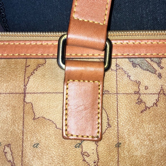 Alviero Martini hand bag - Picture 5 of 9